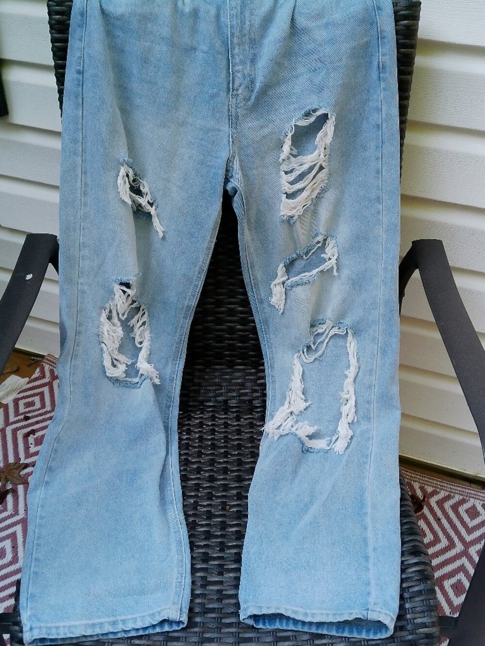 KANCAN JEANS SIZE 9 / 28  GREAT CONDITION